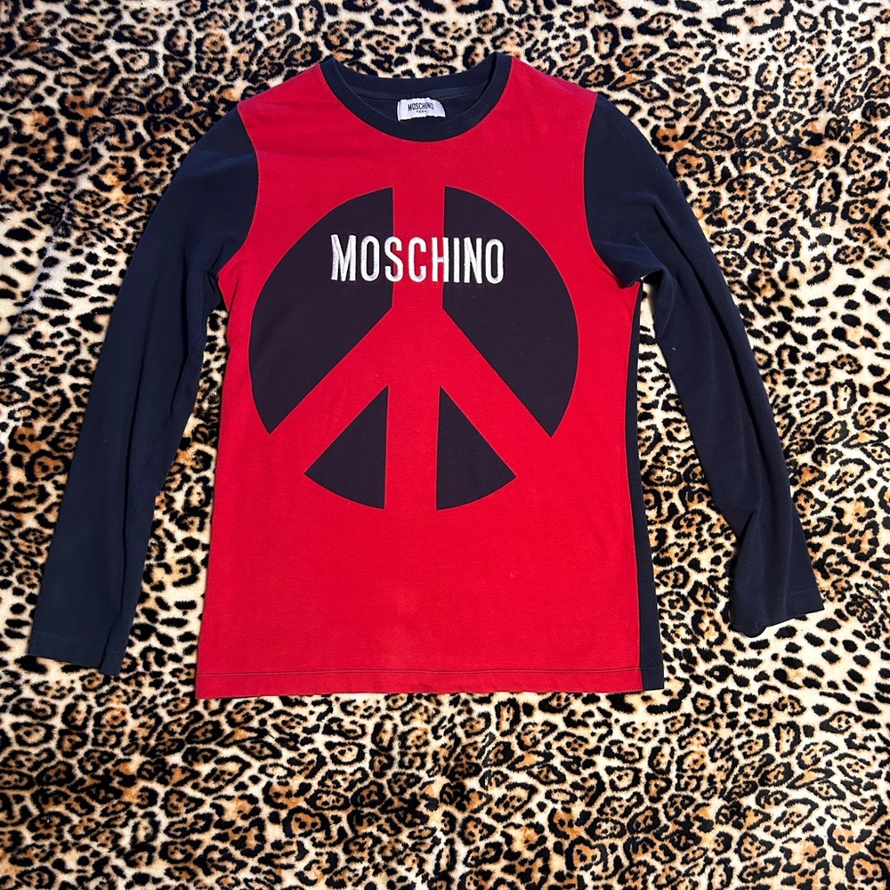 Moschino top☮️